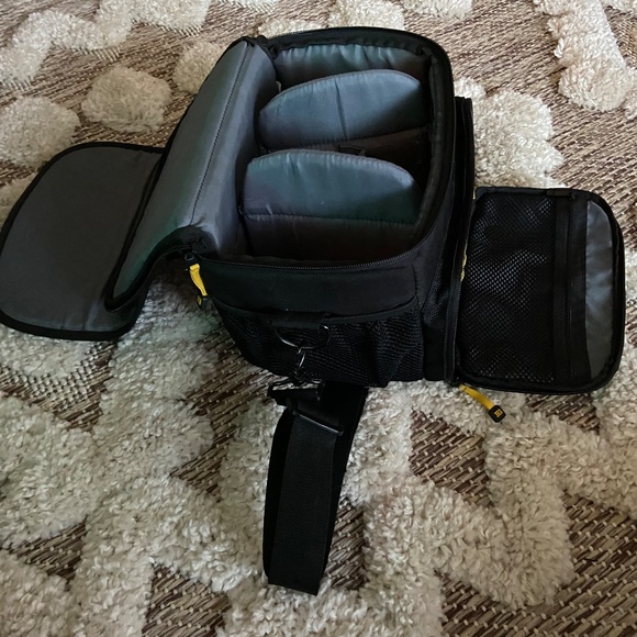 Ruggard Camera Bag - Commando 36 DSLR Shoulder Bag - Used *FREE SHIPPING - Picture 7 of 15